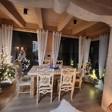 Goralski Zakatek Шале Wiekowo